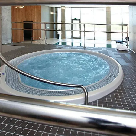 Hotel Vinice Hnanice 4*